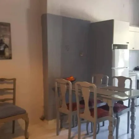 Ευρύχωρο Σπίτι Στην Πάτρα Apartment Exterior photo